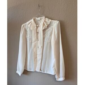 Vintage 1980's Floral Embroidered button down top size 9